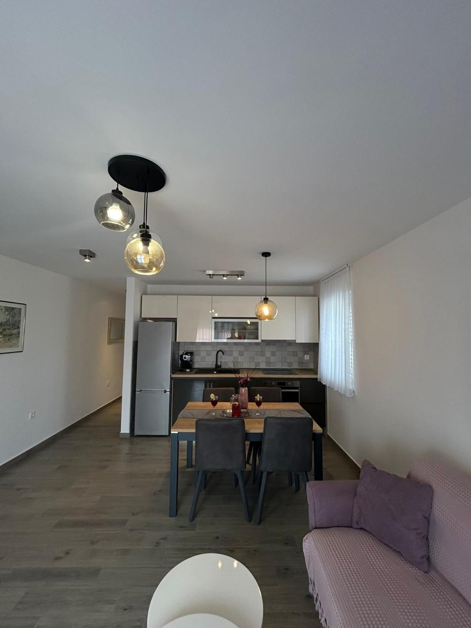 Apartments Vini Donji Seget Kültér fotó