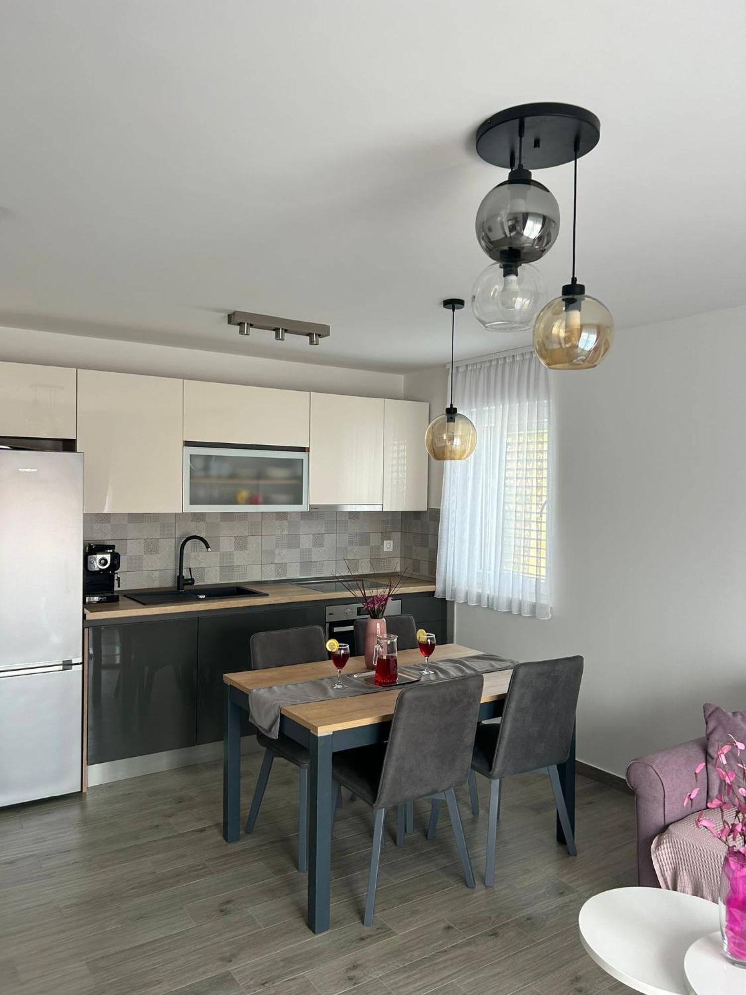 Apartments Vini Donji Seget Kültér fotó